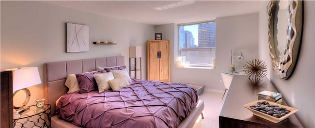 Photo - 538 N State St