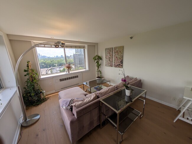 Photo - 2479 Peachtree Rd NE Unit 1117