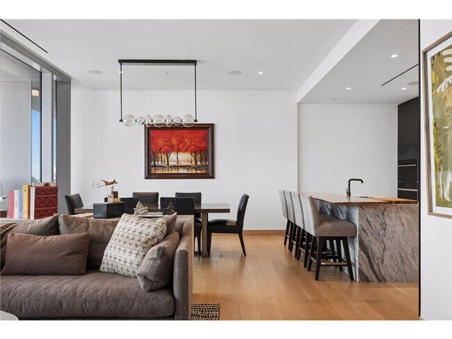 Photo - 255 Hennepin Ave Unidad 3201