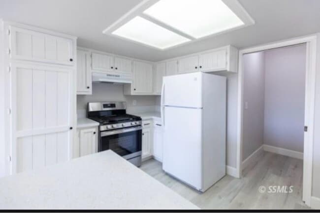 Photo - 608 E California Ave House