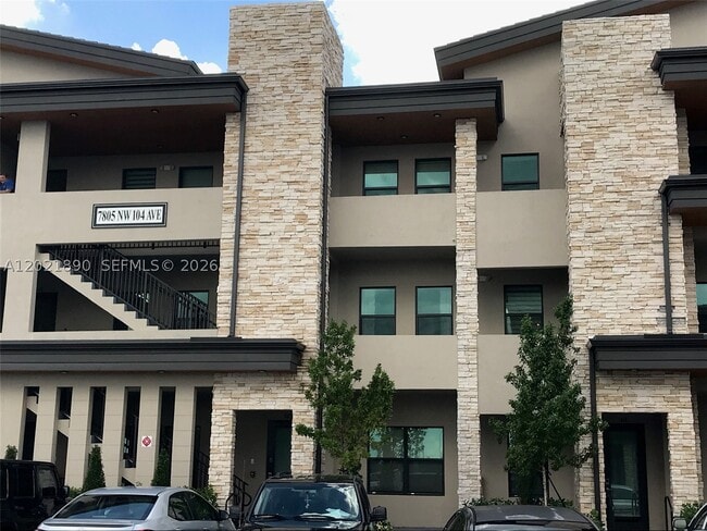 Building Photo - 7805 NW 104th Ave Unit 31