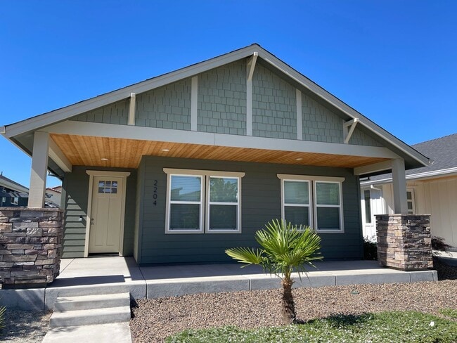 Chico Home for rent, 3 bed 2 bath, garage,... - Chico Home for rent, 3 bed 2 bath, garage,...
