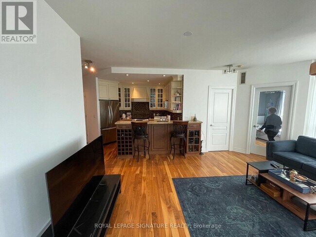 Photo - 90 Absolute Ave Unité 2006