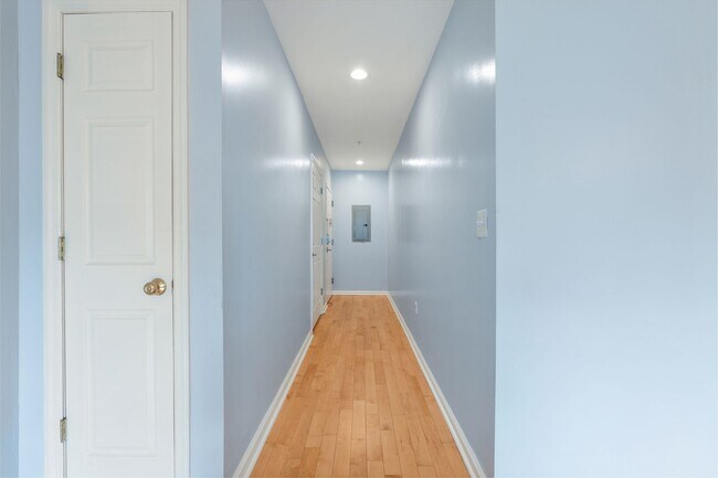 Photo - 8915 Bergenwood Ave Unit 1st floor
