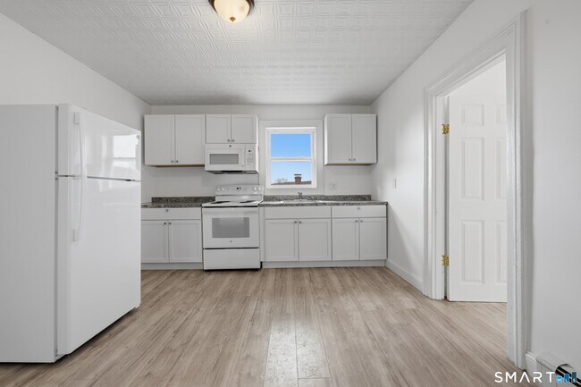 Photo - 23 Dunn Ave Unit 2