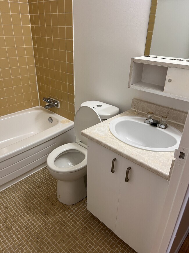 Photo - 800 Riddell Ave N Unit 206