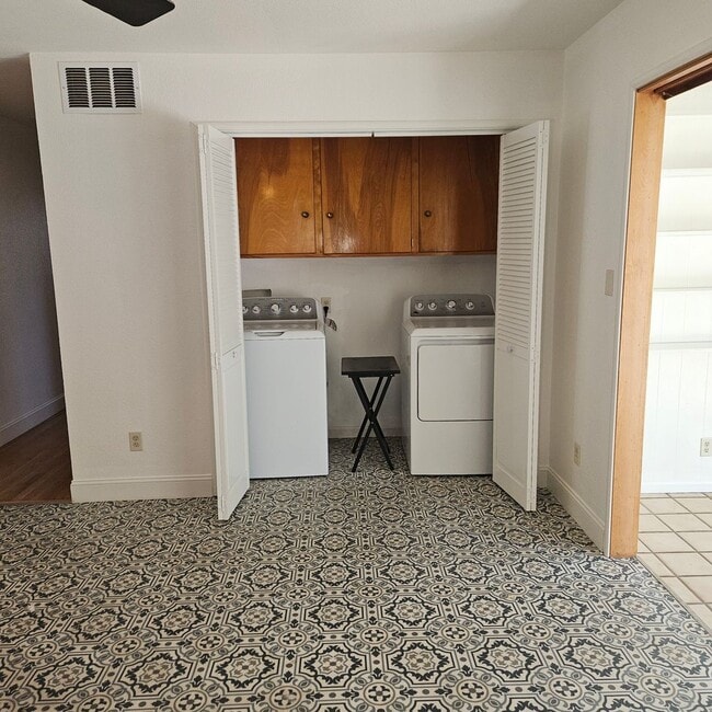 Photo - Charming 3 Bedroom Home with Sunroom
