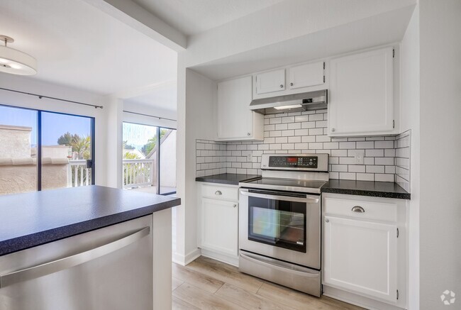 Building Photo - 2918 Camino Capistrano Unit 10A Rental