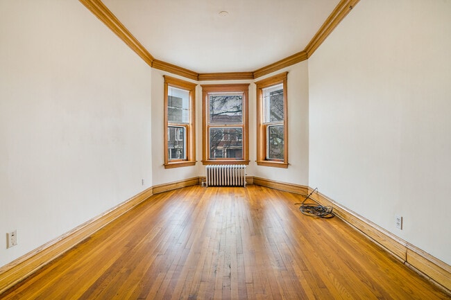 Photo - 2953 W Belden Ave Unit 2E