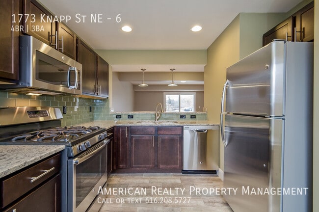 Photo - 1773 Knapp St NE Unidad 6