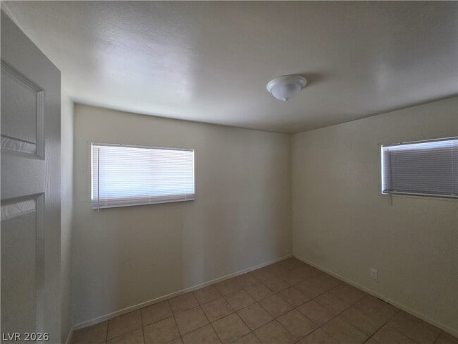 Photo - 910 Magnolia Ave
