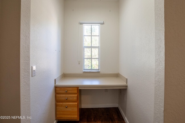 Photo - 10075 Gate Pkwy Unit 606