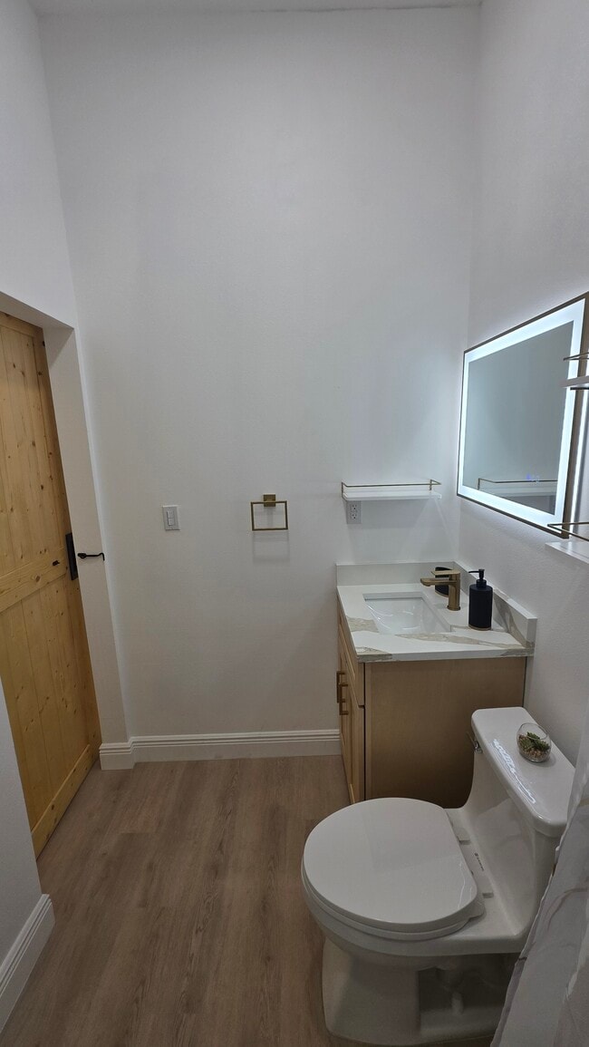 Photo - 1818 Farris Ct Unit 16