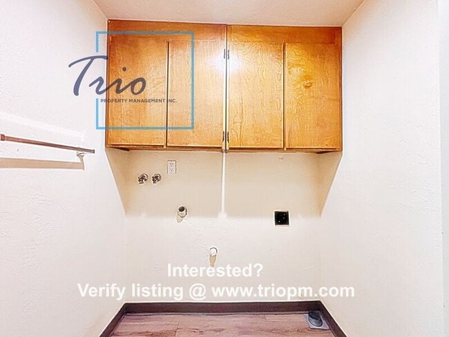 Photo - 3887 N Clarey St