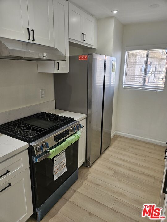 Photo - 10836 Camarillo St Unidad 4