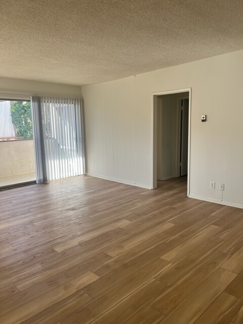 Photo - 2157 Vine St Unidad 15