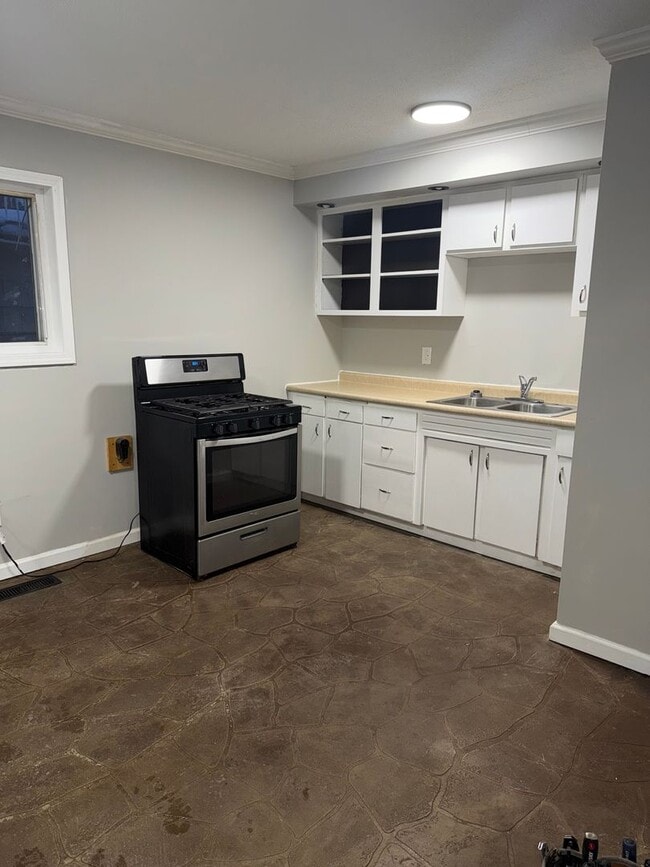 Photo - 3 Bedroom Plain Local Ranch