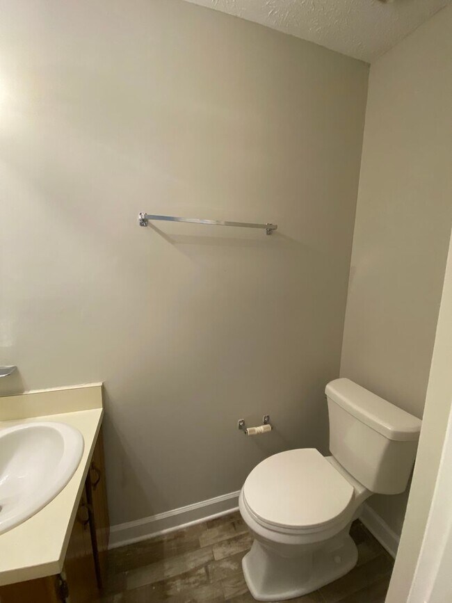 Photo - 2502 Hidden Cove Ct Unit B