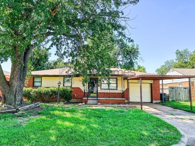 Building Photo - 4722 SE 27th St