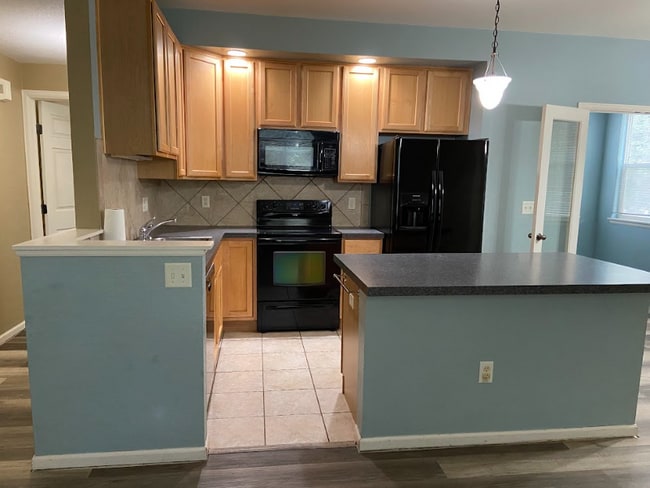 Photo - 1921 Grays Peak Dr