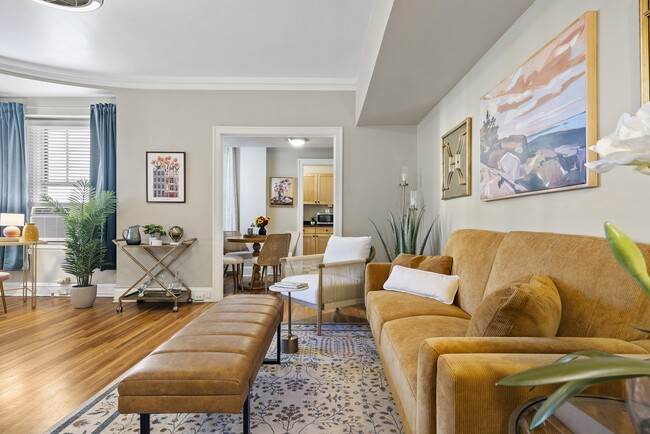 1050NSherman-003 - Belmont Buckingham