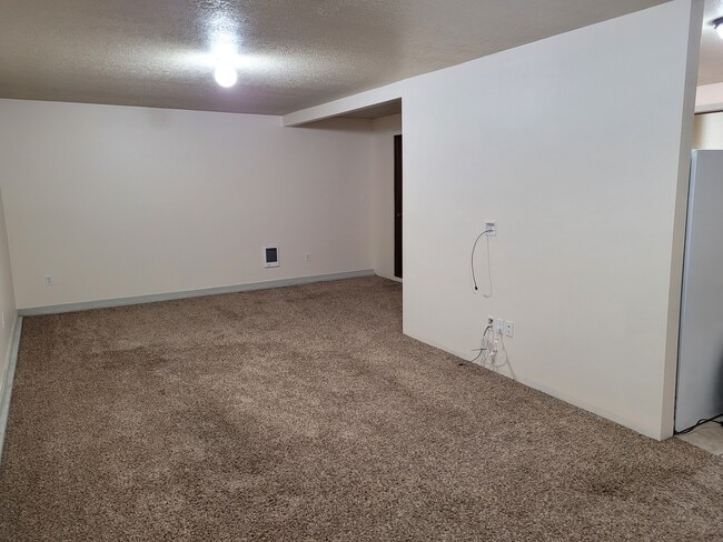 Photo - 9180 SW 4th St