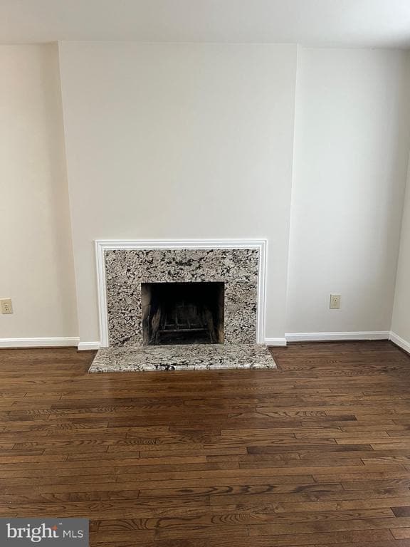 Building Photo - 1533 Oronoco St