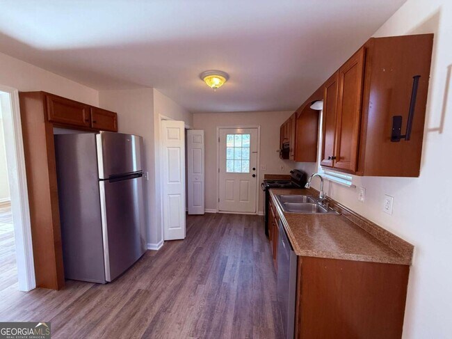 Photo - 4825 Red Oak Dr