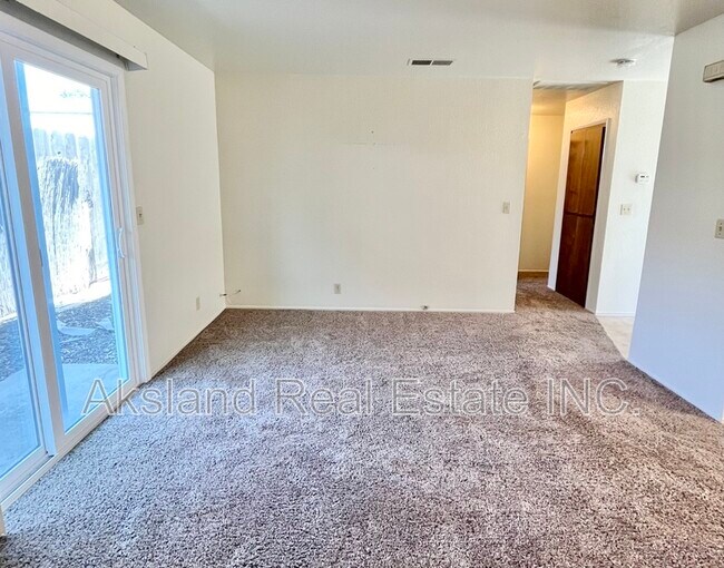 Photo - 200 Northwoods Ave