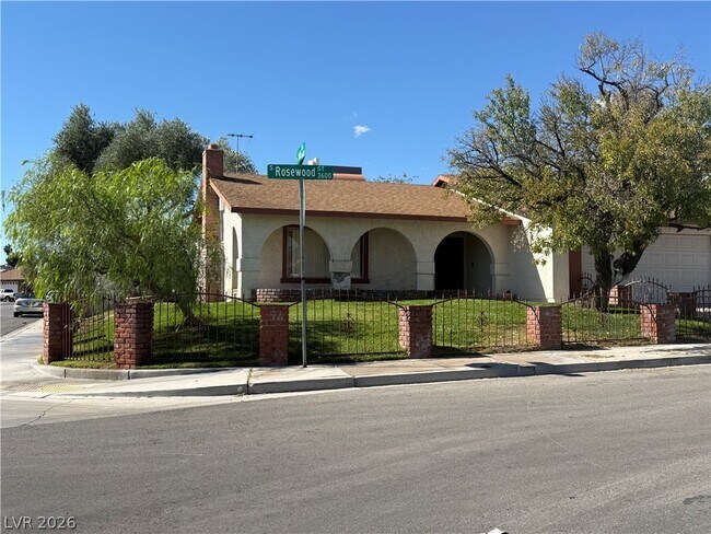 Photo - 3611 Rosewood St