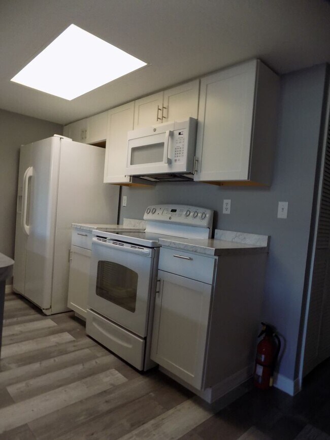 Photo - 2735 N Poinciana Blvd