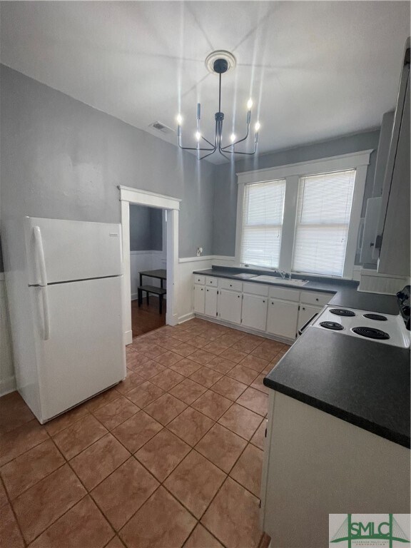 Photo - 418 E 40th St