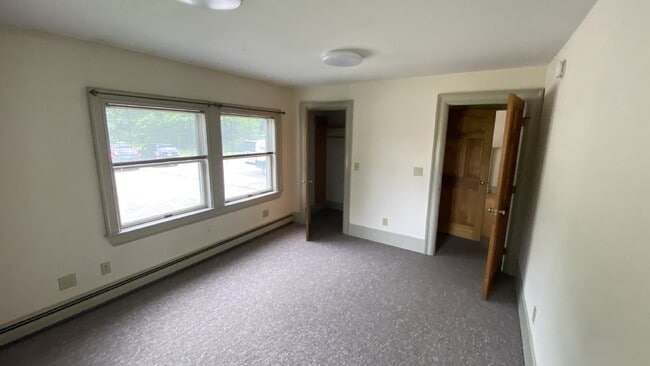 Photo - 277 Mast Rd Unit 3