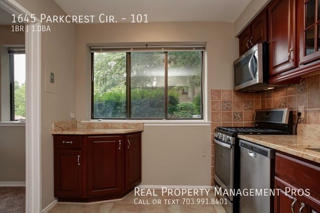 Photo - 1645 Parkcrest Cir Unidad 101