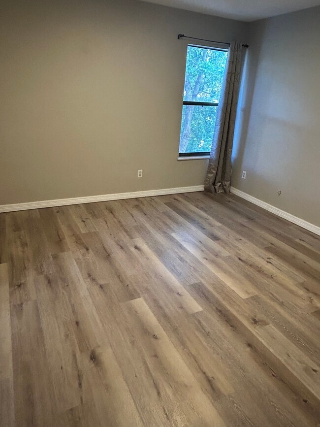 410 Zang St Unidad Zang Condo