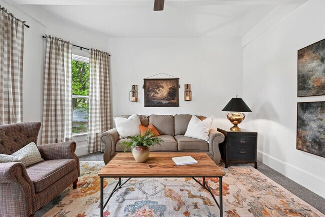 Photo - 408 S Wright St Unidad SI ID1520957P