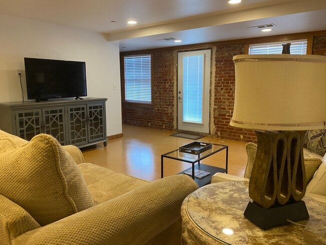 Photo - 1414 Washington St Unit 201