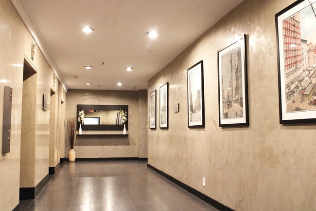 Pasillo - Premiere Towers