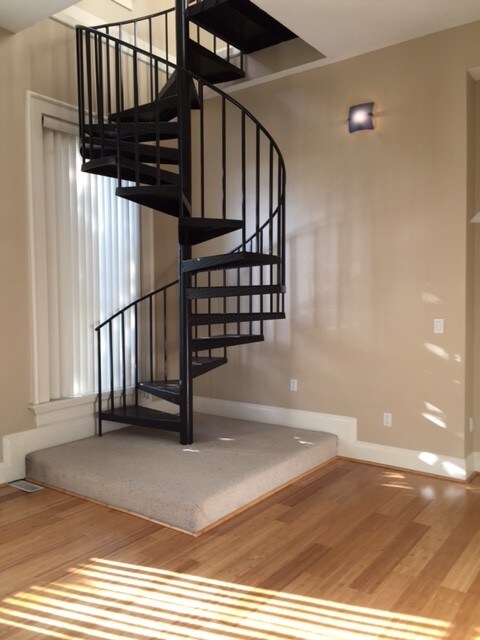 Photo - 440 Hopkins St Unit 2