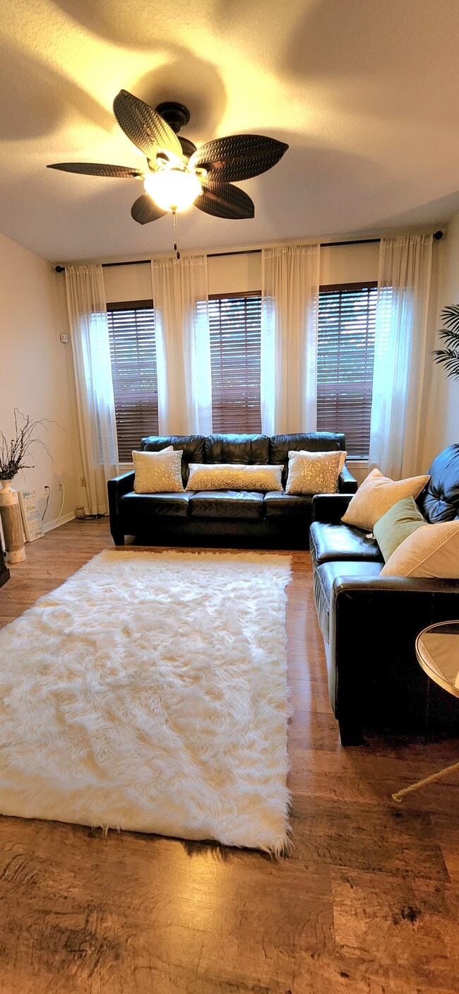 Photo - 27604 Pleasure Ride Loop