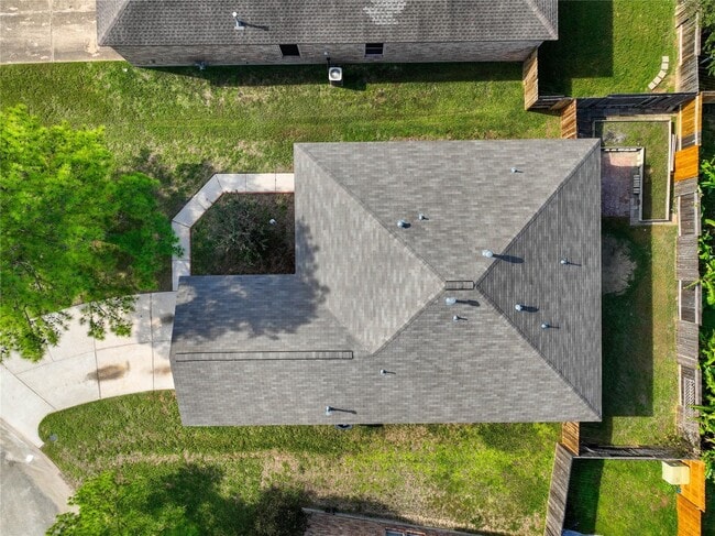 Photo - 8810 Willow Spur Dr