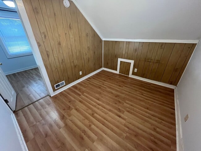 1 Bedroom W/ Loft Area