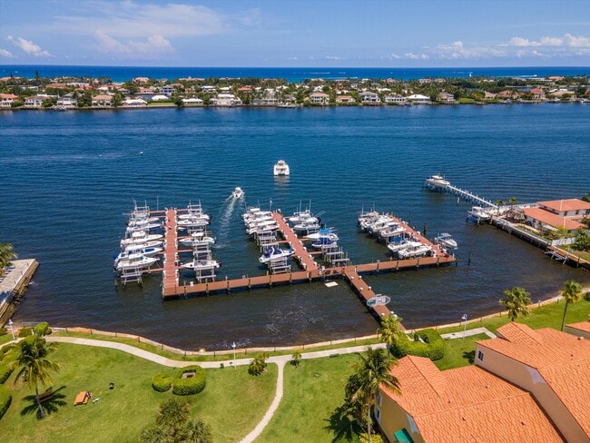 Photo - 135 Yacht Club Way Unit 104