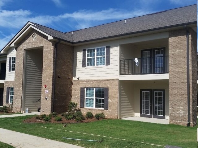 Chloe Lane - Chloe Lane Apartments