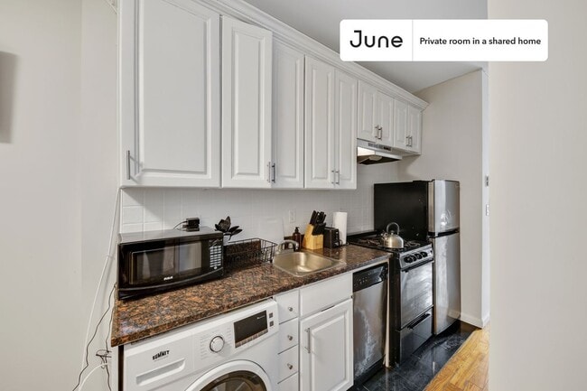 Photo - Room in Shared 3 bed/1 bath home Unidad A