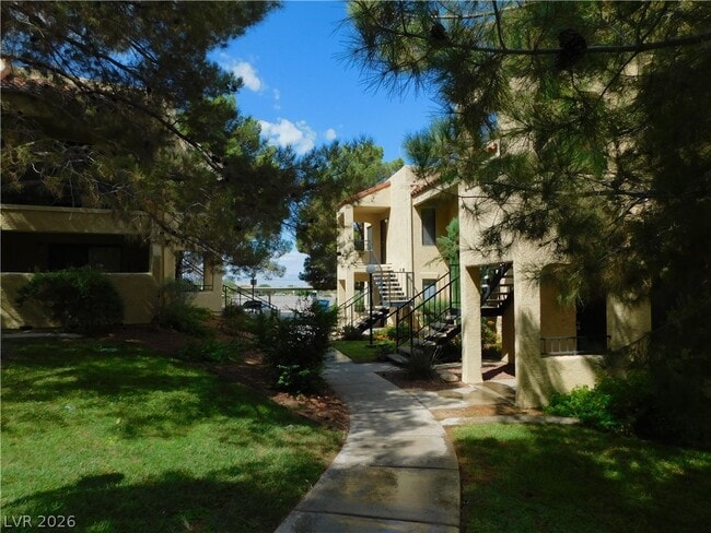 Building Photo - 601 Cabrillo Cir Unit 429