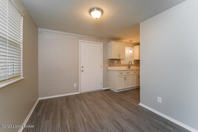 Photo - 11305 Angelina Rd