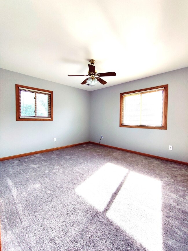 Photo - 1362 Grace Cir