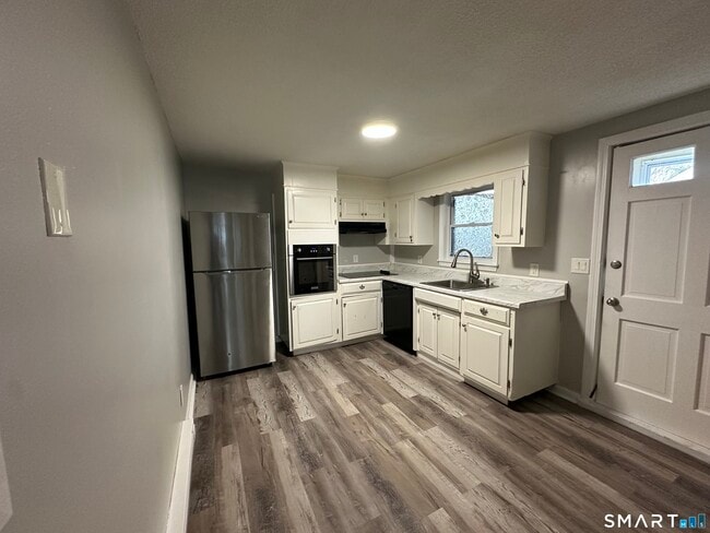 Photo - 197 Central Ave