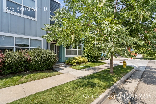 Photo - 875 Baum St